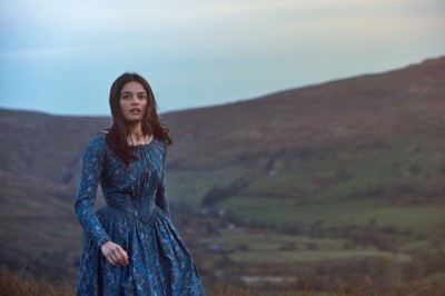 Wszystko, co wiemy o filmie „Emily” o Emily Brontë