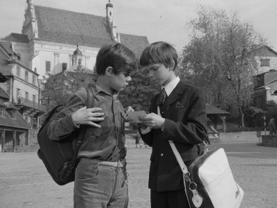 Demontaż atrakcji: Nastolatki z PRL