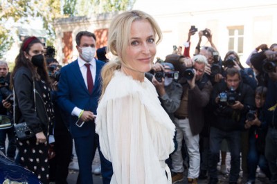 Inspirująca stylizacja: Gillian Anderson w sukience Chloé