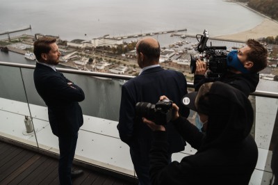 Invest Komfort: „Twórcy czasu i przestrzeni”