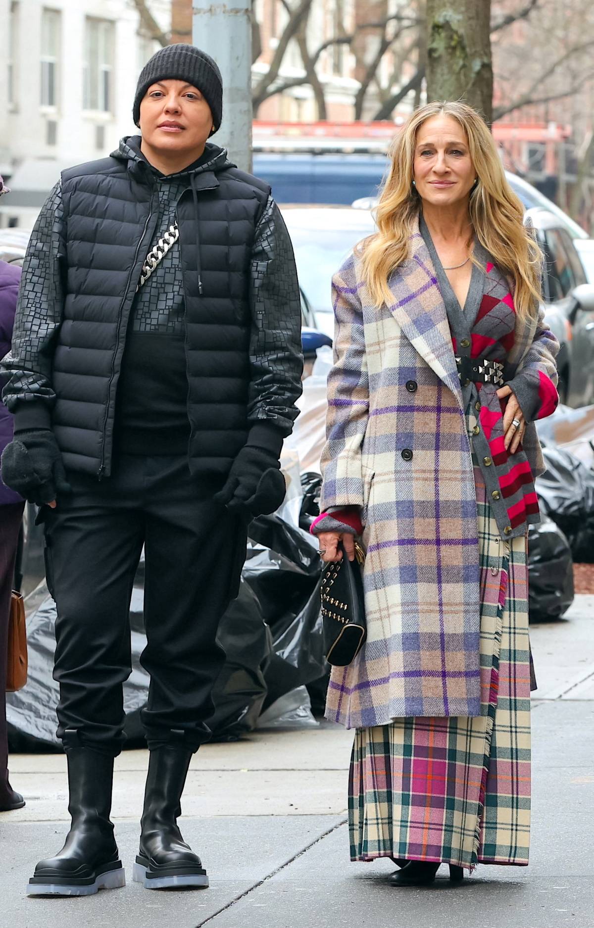 Sara Ramirez i Sarah Jessica Parker na planie „I tak po prostu…”