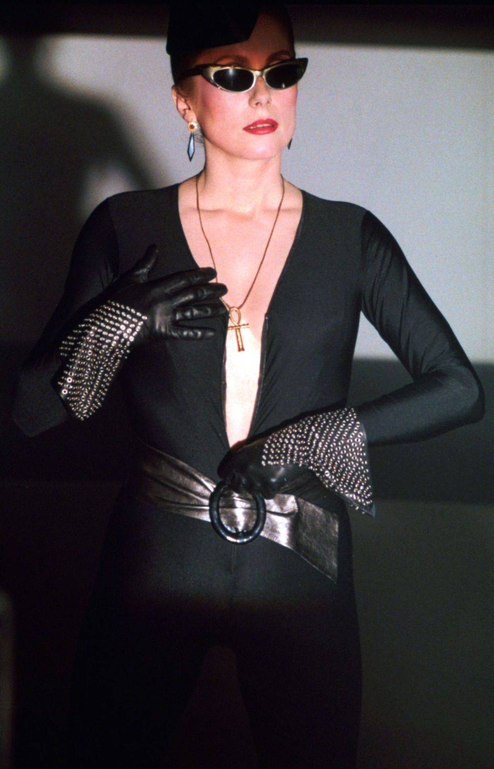 Catherine Deneuve jako Miriam Blaylock w filmie „Zagadka nieśmiertelności”