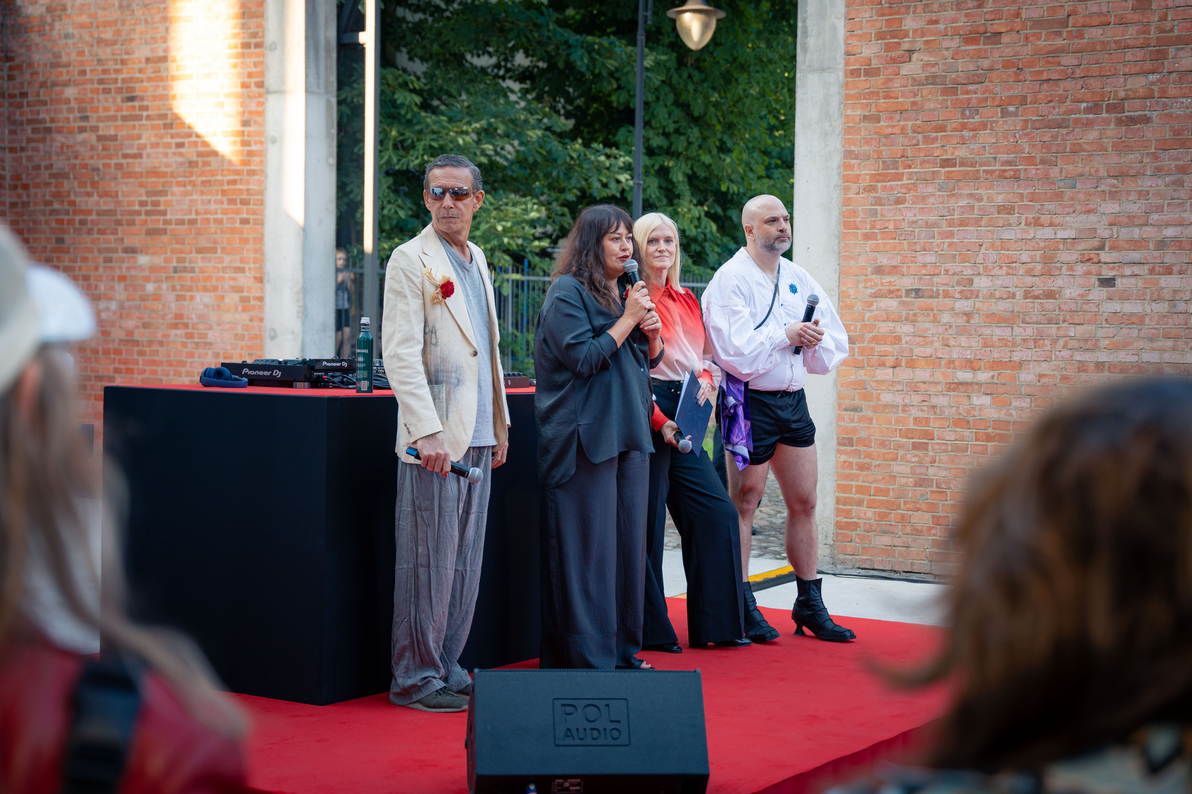 Arkadius, Aneta Dalbiak, dyrektorka muzeum, Hanna Rydlewska, Marcin Różyc, kurator