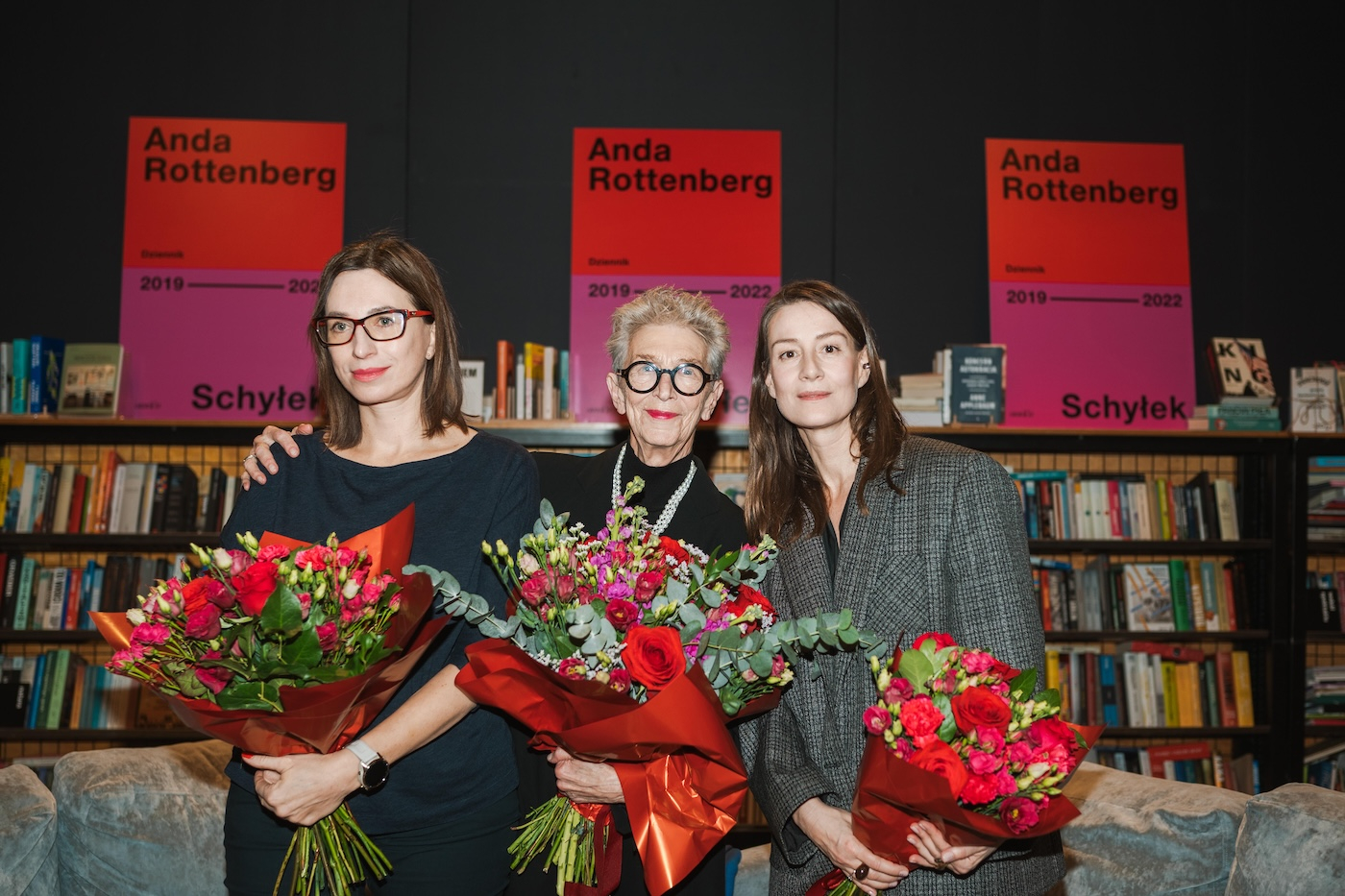 Od lewej: Anna Wacławik, Anda Rottenberg, Maja Ostaszewska.