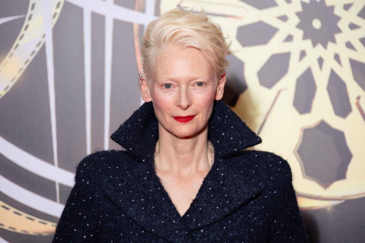 Awangardowa ikona stylu Tilda Swinton.