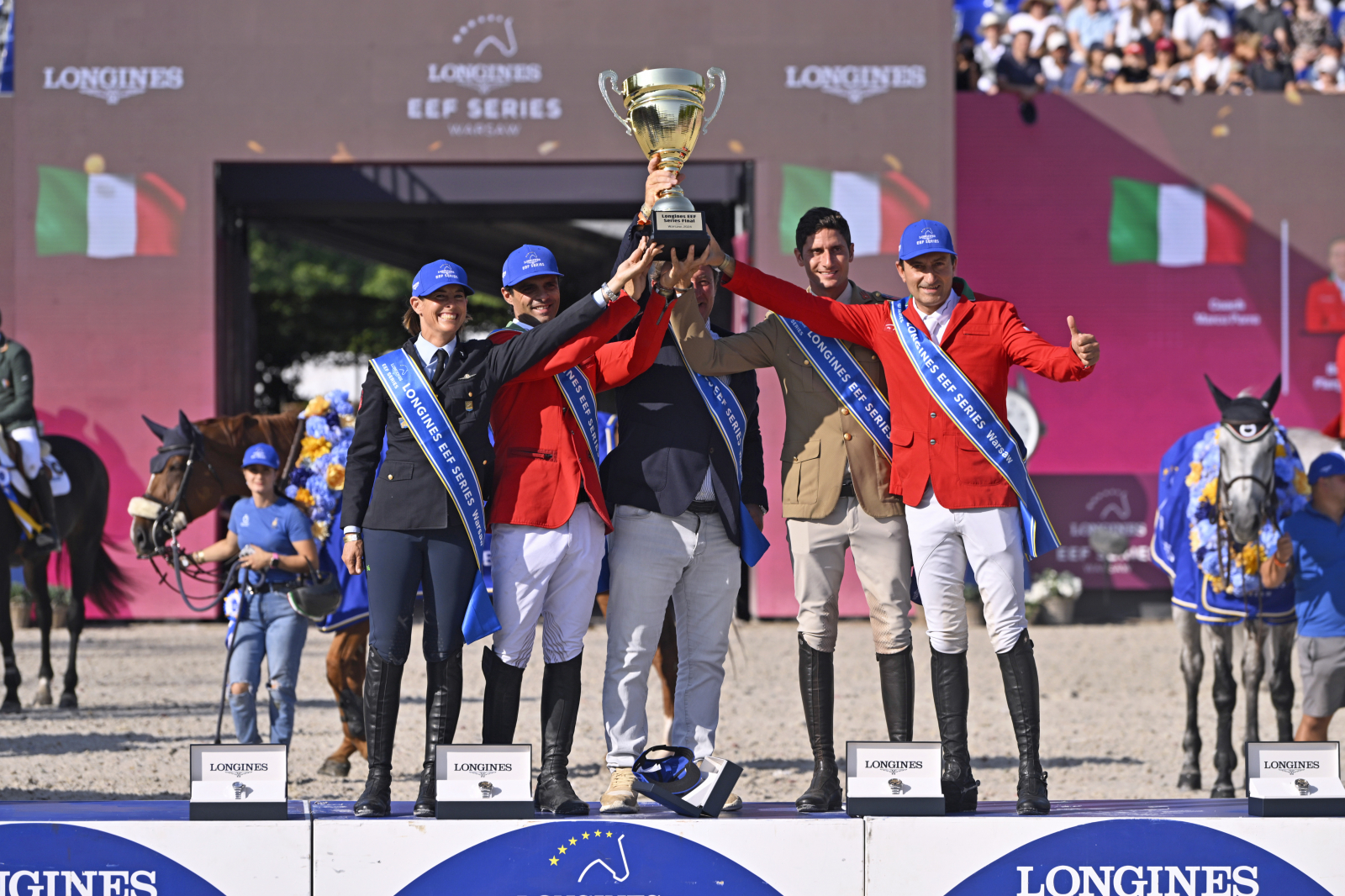 Włoska drużyna na podium Longines EEF Series (Fot. Materiały prasowe)