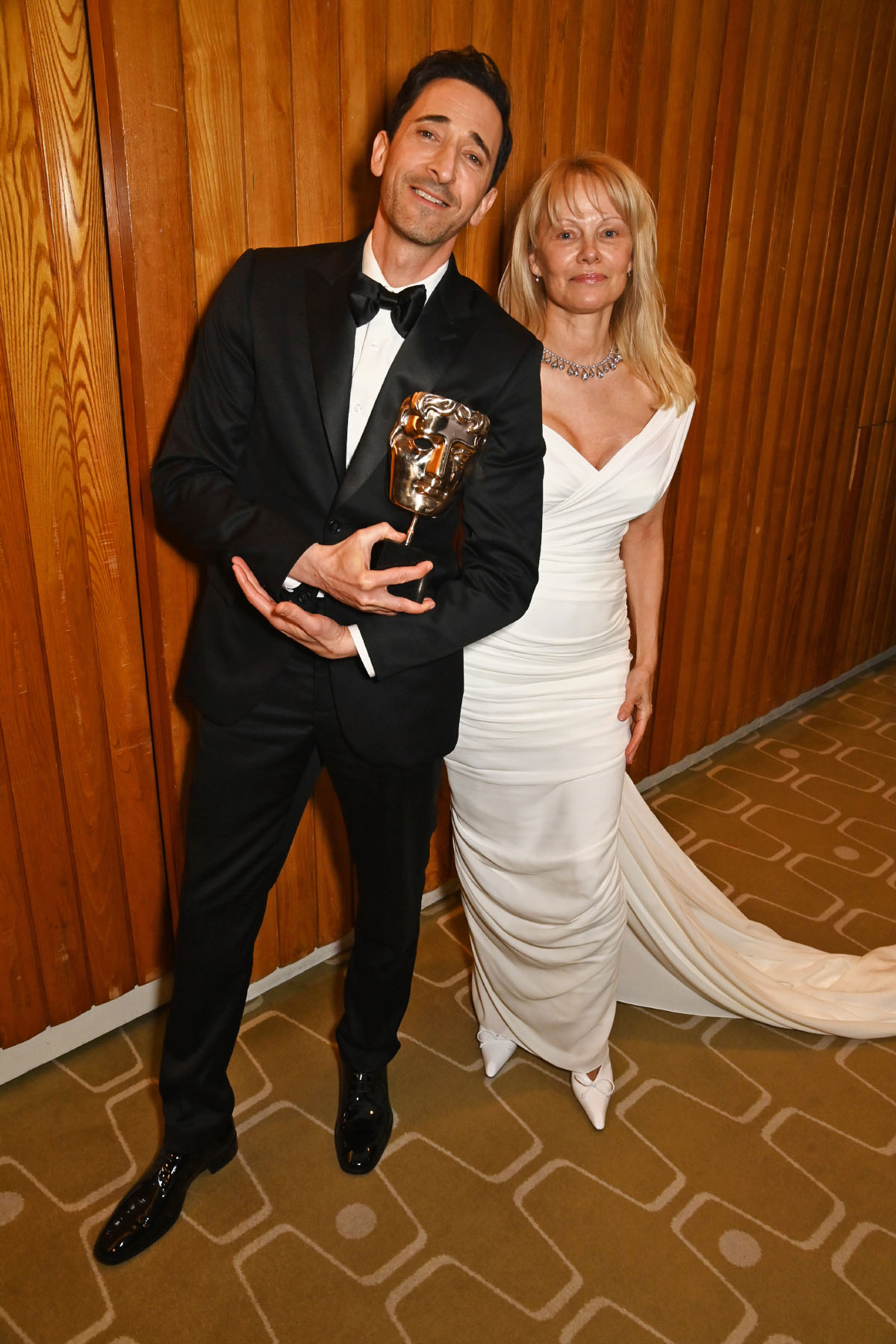 BAFTA 2025: Pamela Anderson i Adrien Brody za kulisami rozdania „brytyjskich Oscarów” (Fot. Dave Benett/BAFTA/Getty Images for BAFTA)