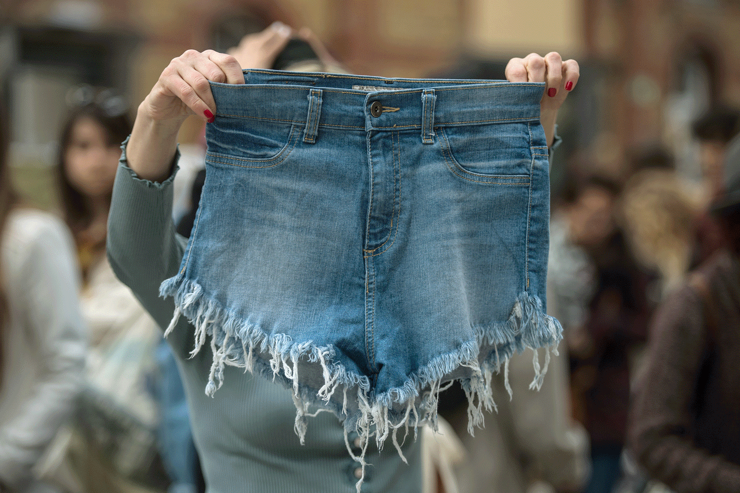Punkty wymiany odzieży na świecie: Boston, Singapur, Niemcy, Amsterdam (Fot. Getty Images)