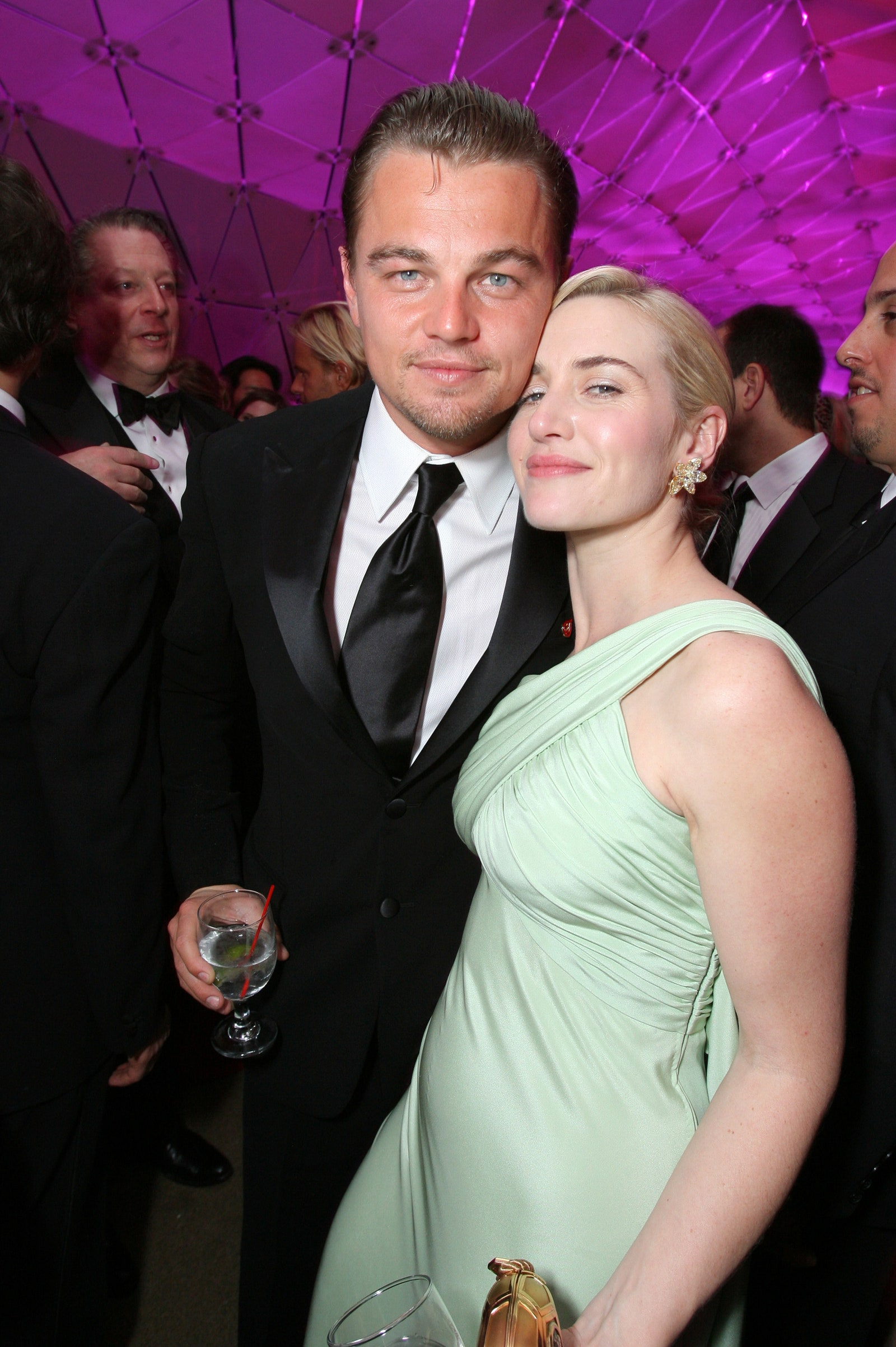 Leonardo DiCaprio i Kate Winslet na imprezie Vanity Fair z okazji rozdania Oscarów 2007 (Fot. E. Charbonneau/Getty Images)