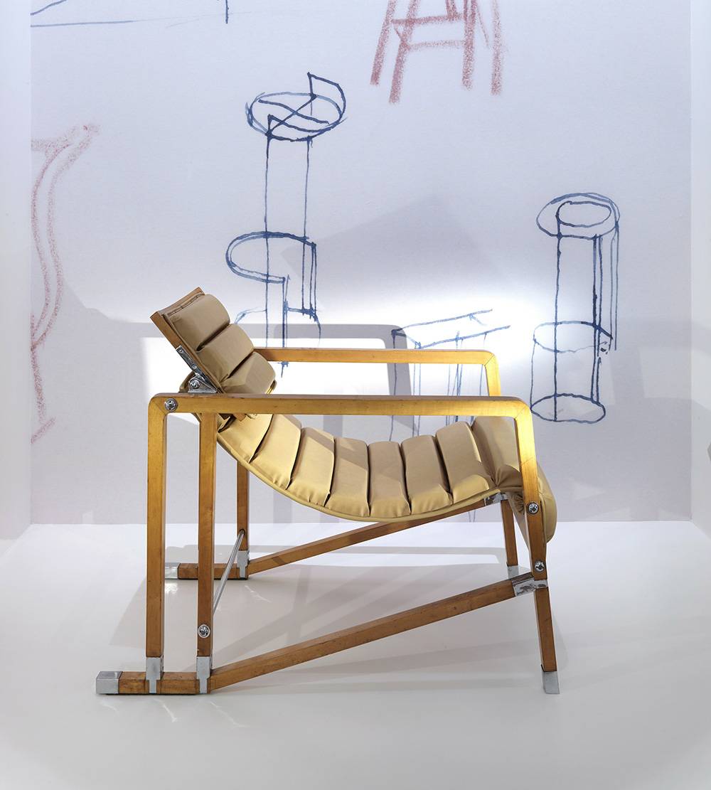 Fot. View Pictures / Rex Features (2108098a) V&A Furniture Galleries, Londyn