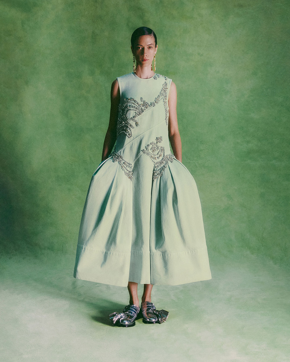 Lookbook kolekcji Erdem na wiosnę-lato 2025.