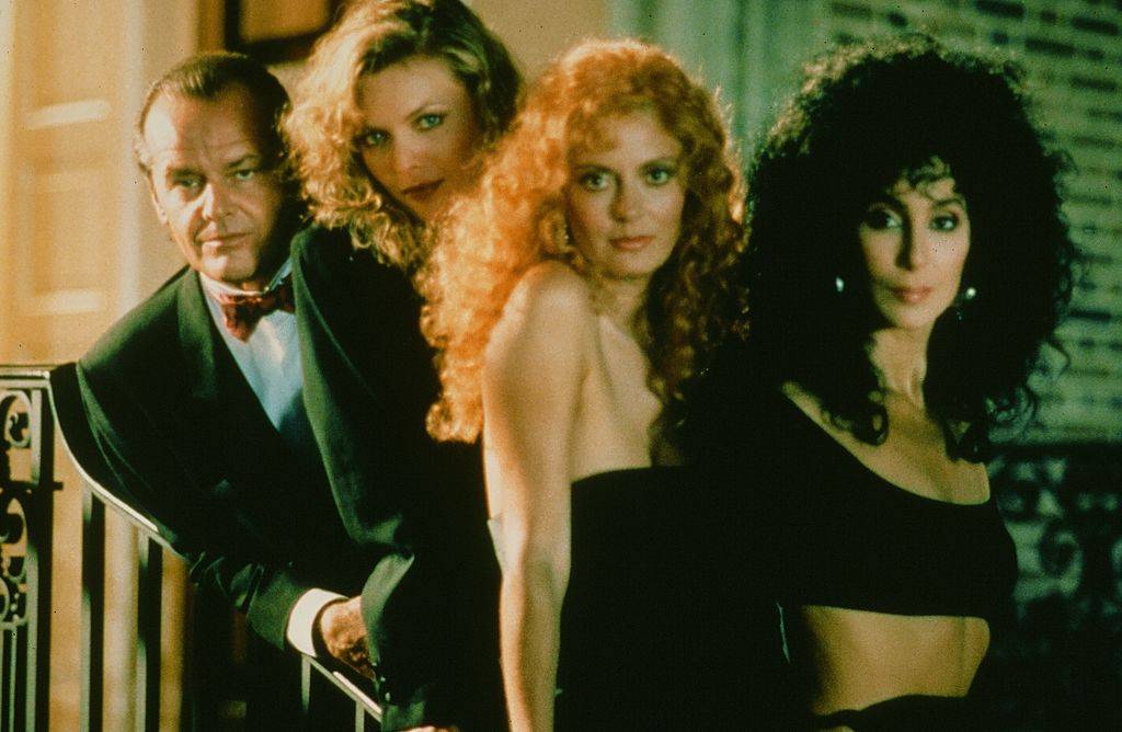 Jak żył Jack Nicholson zanim przeszedl na aktorska emeryture. Kadr z flimu „Czarownice z Eastwick”