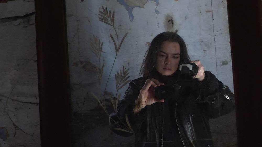 Kasia Smutniak w nowym filmie odnosi się do polskich korzeni. Zdjęcia z planu filmu „Mur”/ materiały prasowe