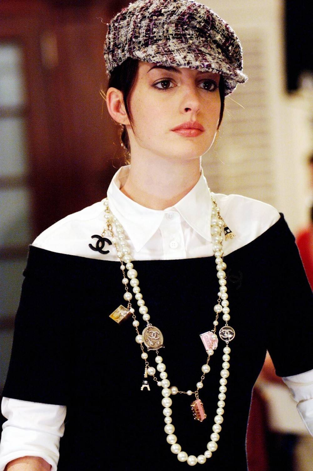 Anne Hathaway, kadr z filmu Diabeł ubiera się u Prady (Fot. 20thCentFox/Courtesy Everett Collection)