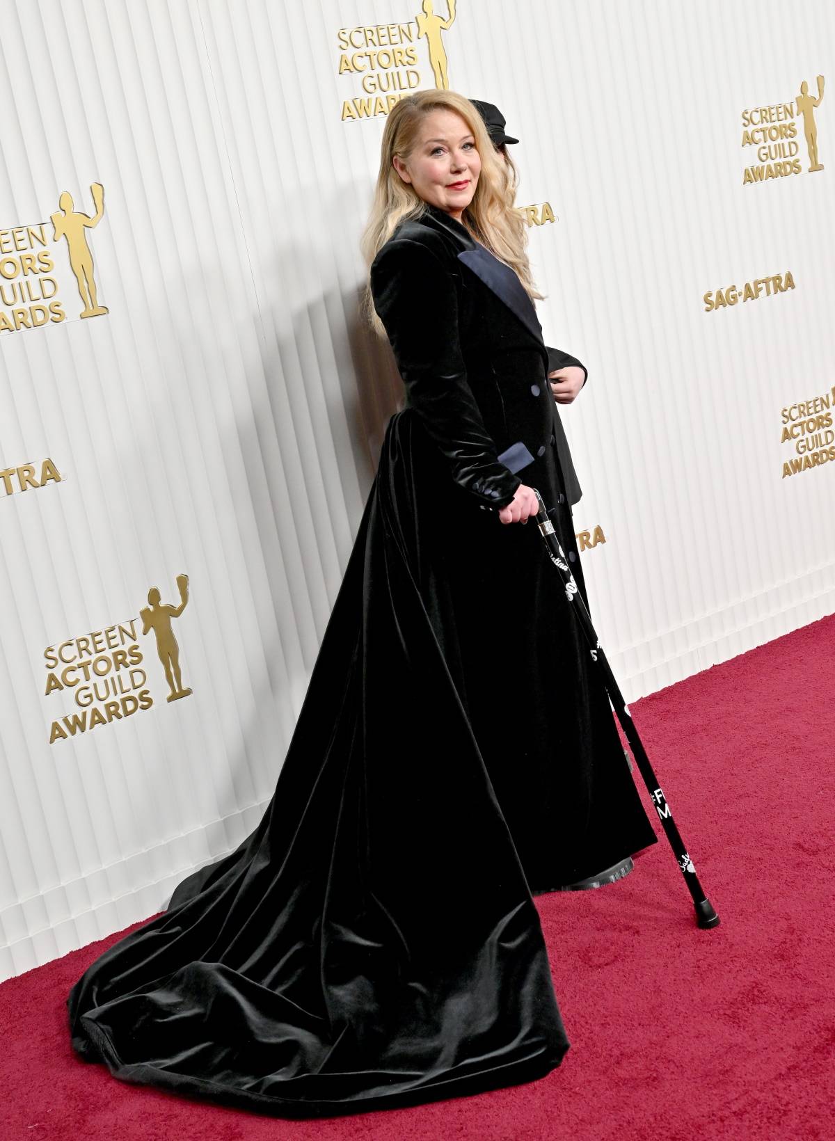 Christina Applegate, która choruje na stwardnienie rozsiane, kończy aktorską karierę. Nie wyobrażam sobie teraz pracy na planie. To choroba, która postępuje – powiedziała Christina Applegate, która choruje na stwardnienie rozsiane.