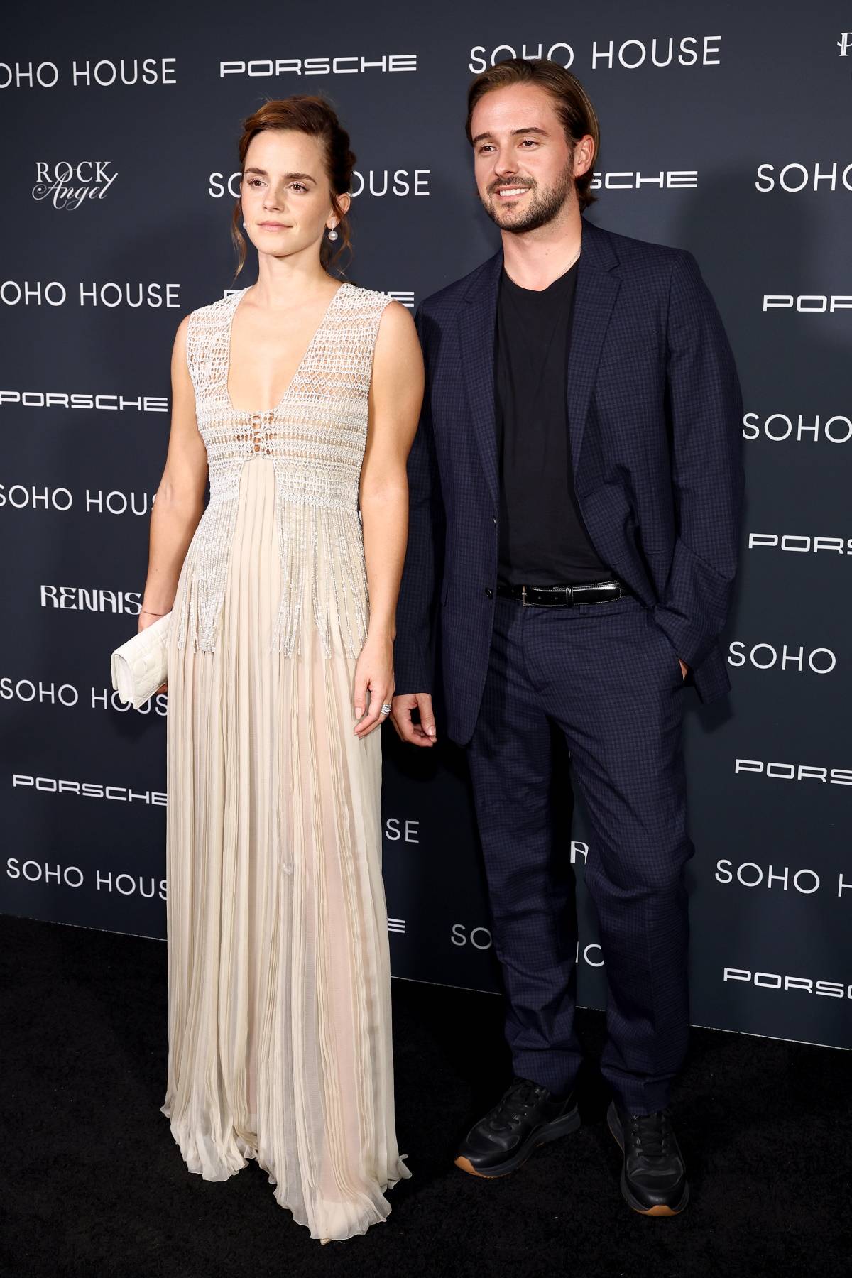 Emma Watson w kremowej sukni Diora. Emma Watson wystąpiła na czerwonym dywanie w stylizacji księżniczki z filmu Disneya. Suknia Diora przypominała o jej roli w „Pięknej i Bestii”.