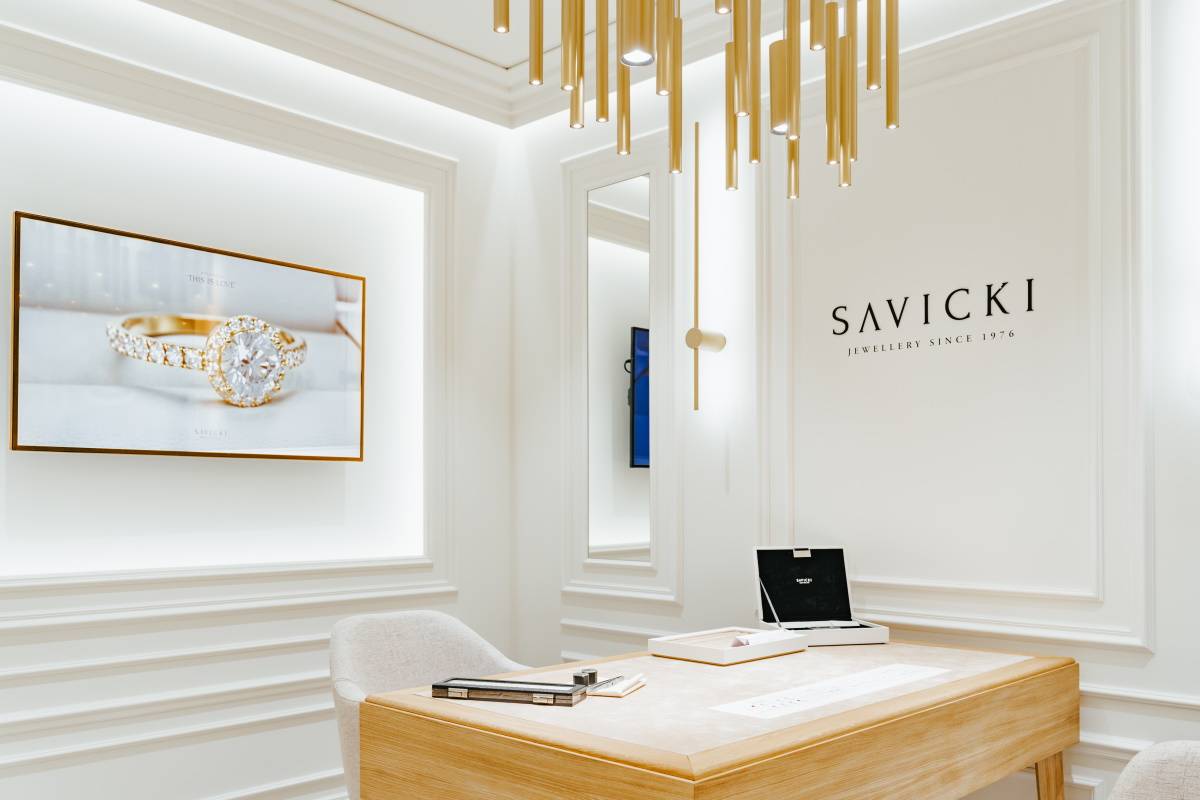Pierwszy salon marki jubilerskiej Savicki w Warszawie.