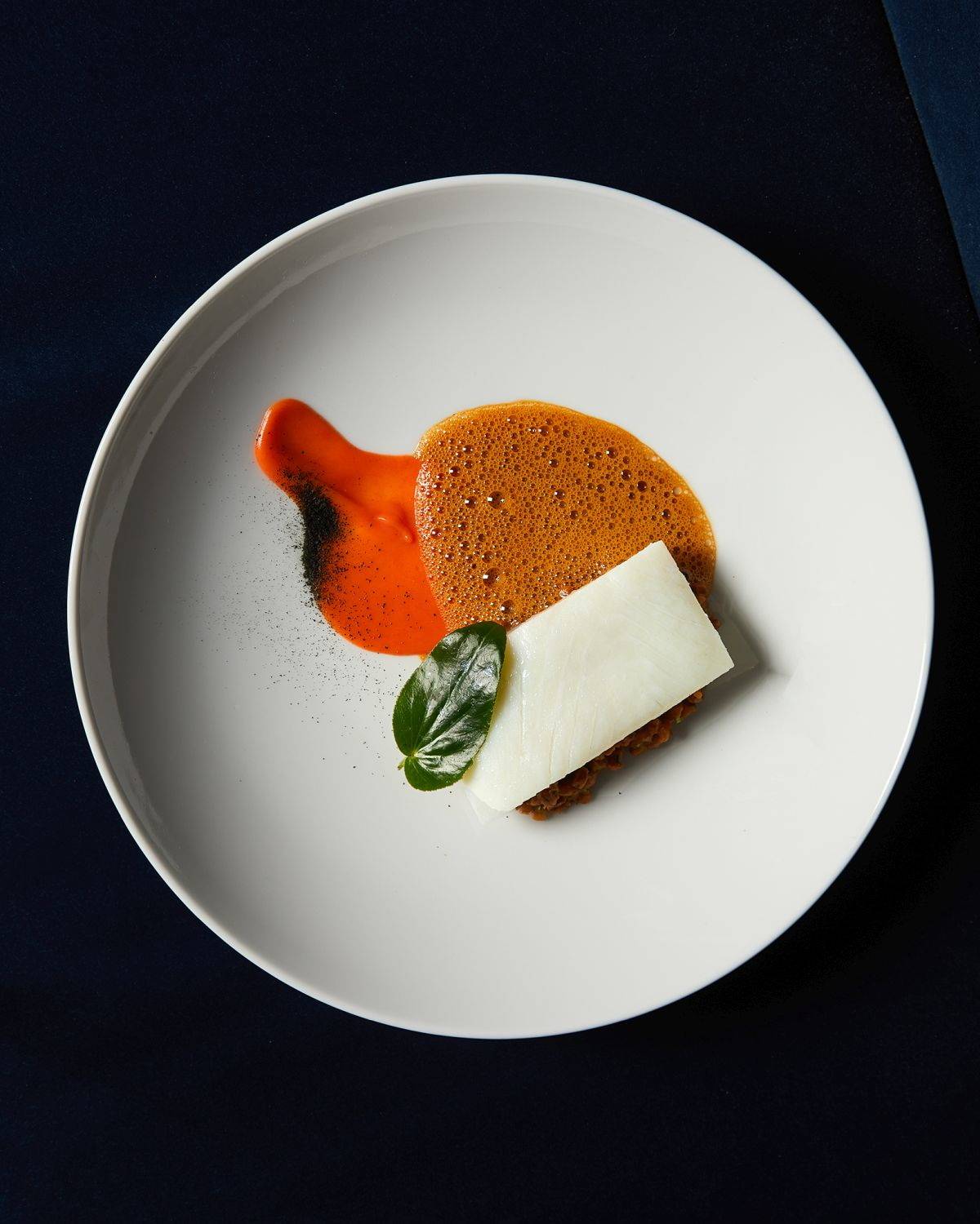 Restauracja Opasły Tom Marcina i Agnieszki Kręglickich. Warszawska restauracja Opasły Tom zdobyła wyróżnienie w rank-ingu 50 Best Discovery.