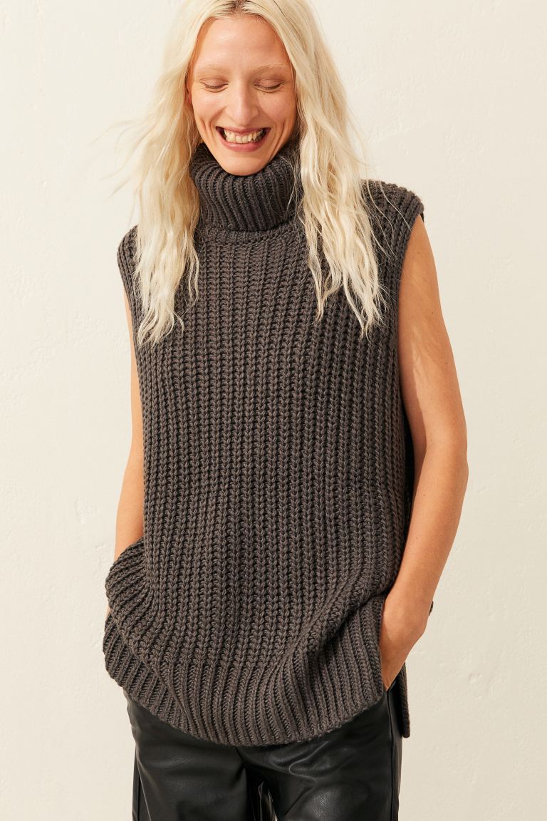H&M, 39,90 zł, obniżka z 79,99 zł (Fot. Materiały prasowe)
