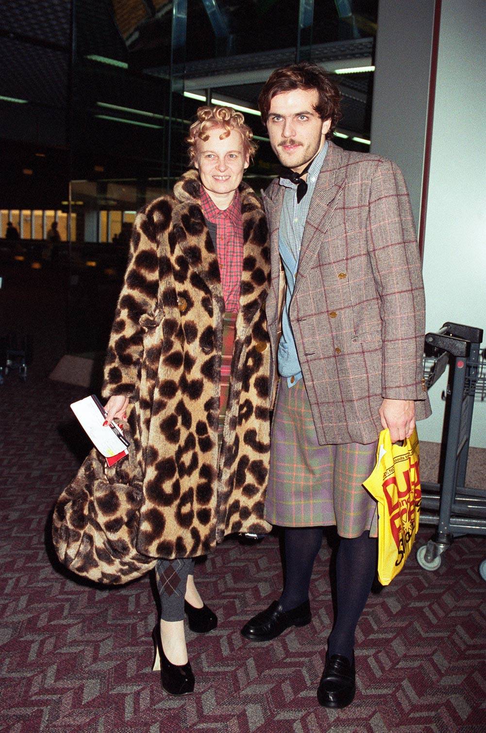 Vivienne Westwood i jej asystent Andreas Kronthaler (późniejszy mąż), 1991. (Fot. Mirrorpix / Contributor)