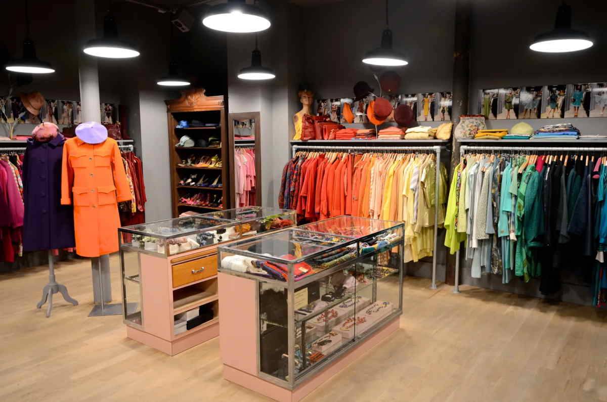 Stolica Francji i mody, Paryż, słynie nie tylko z designerskich butików, lecz także świetnych second-handów. Oto najlepsze z nich.