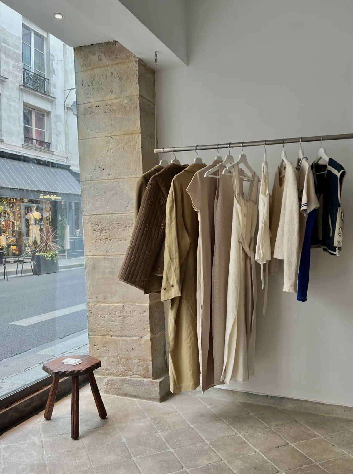 Stolica Francji i mody, Paryż, słynie nie tylko z designerskich butików, lecz także świetnych second-handów. Oto najlepsze z nich.