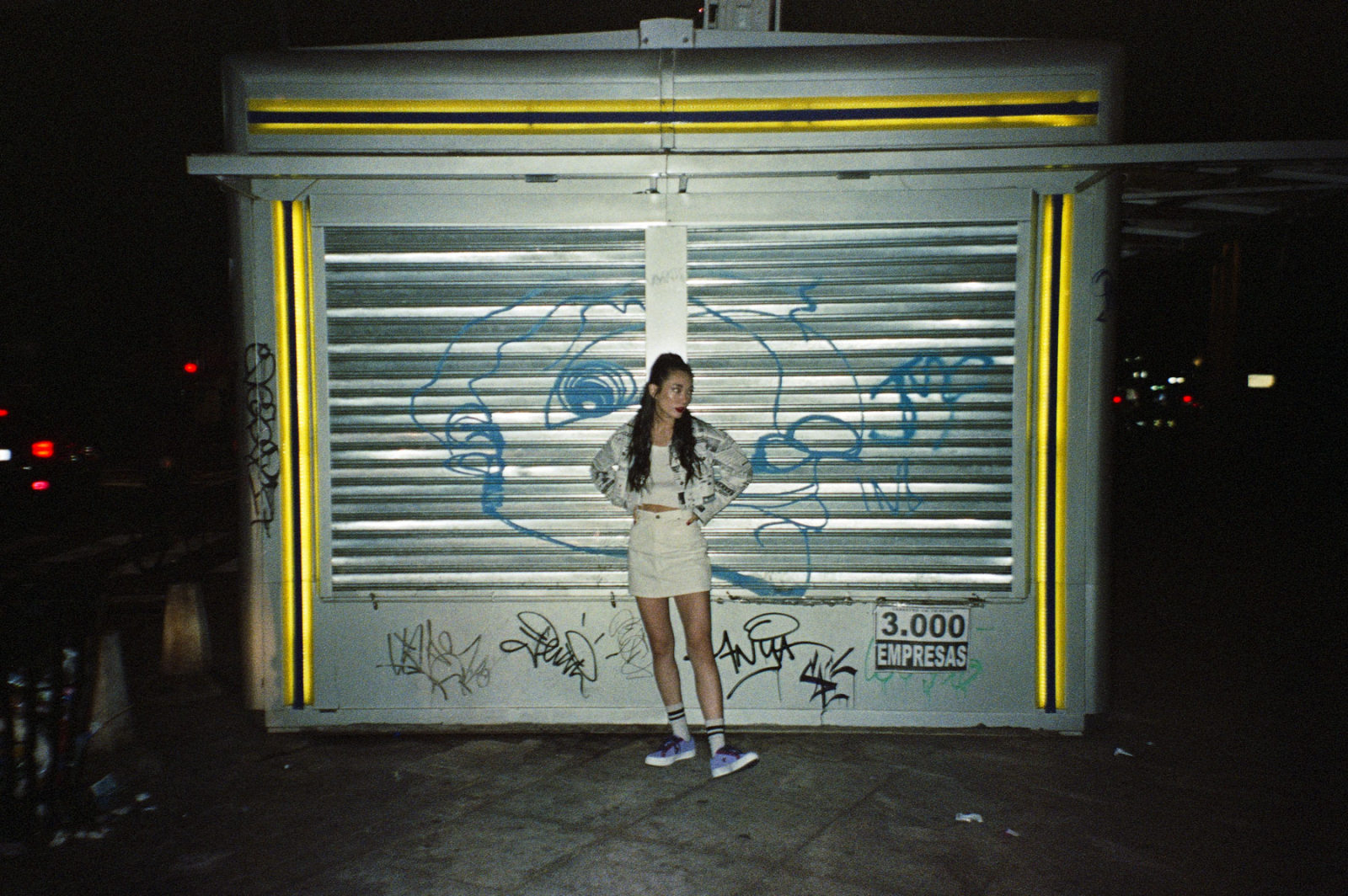 Jess w sesji Converse Rated One Star