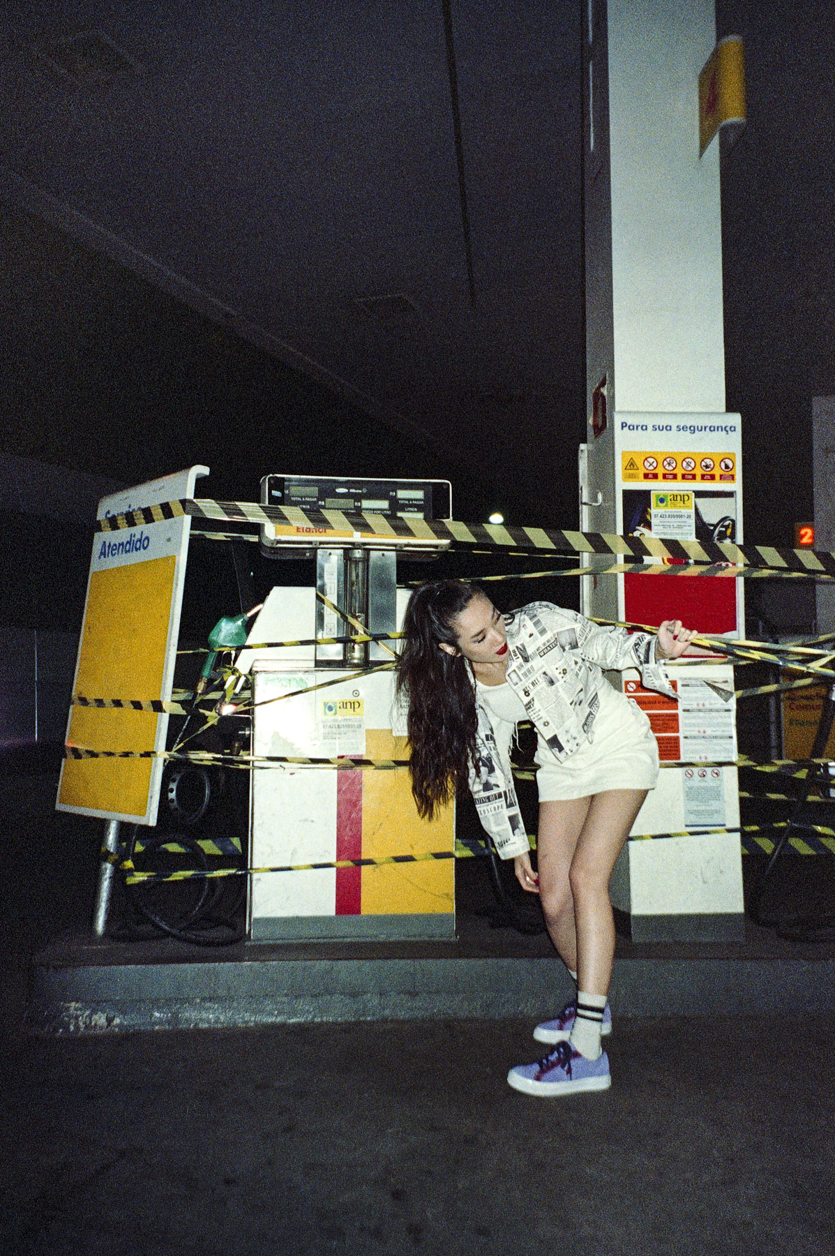 Jess w sesji Converse Rated One Star