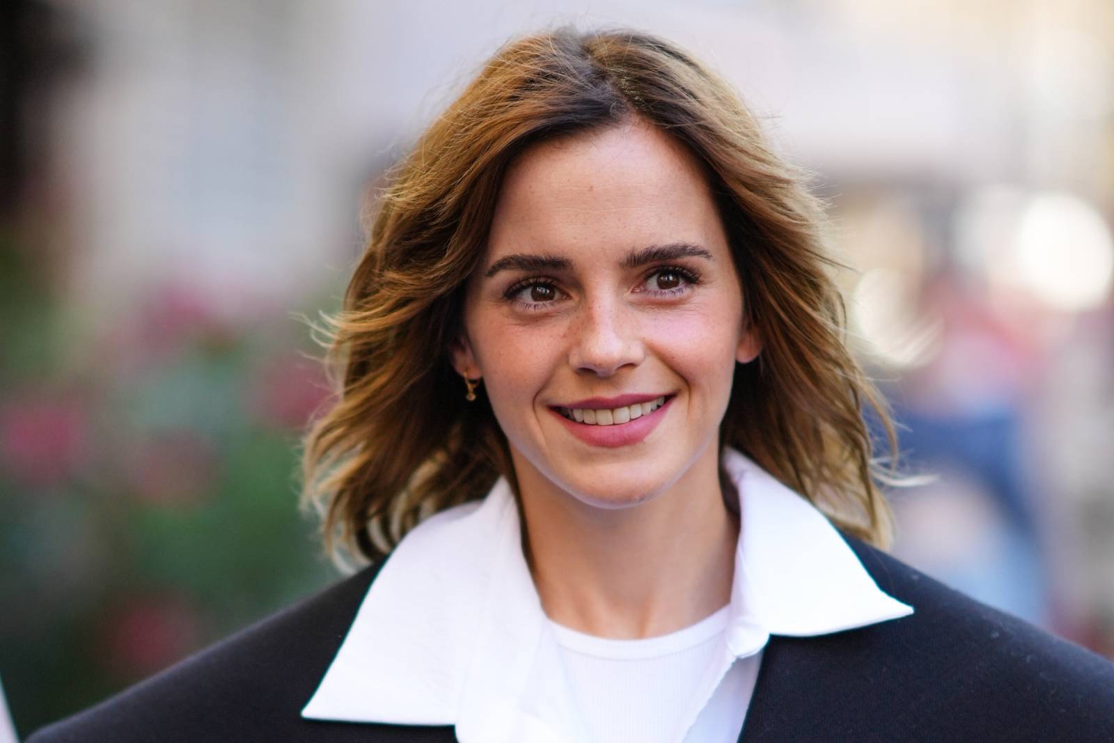 Emma Watson ma świetne wyczucie stylu. Nic więc dziwnego, że aktorka znana z roli Hermiony Granger znalazła już najmodniejszy strój kąpielowy tego lata (Fot. Getty Images)