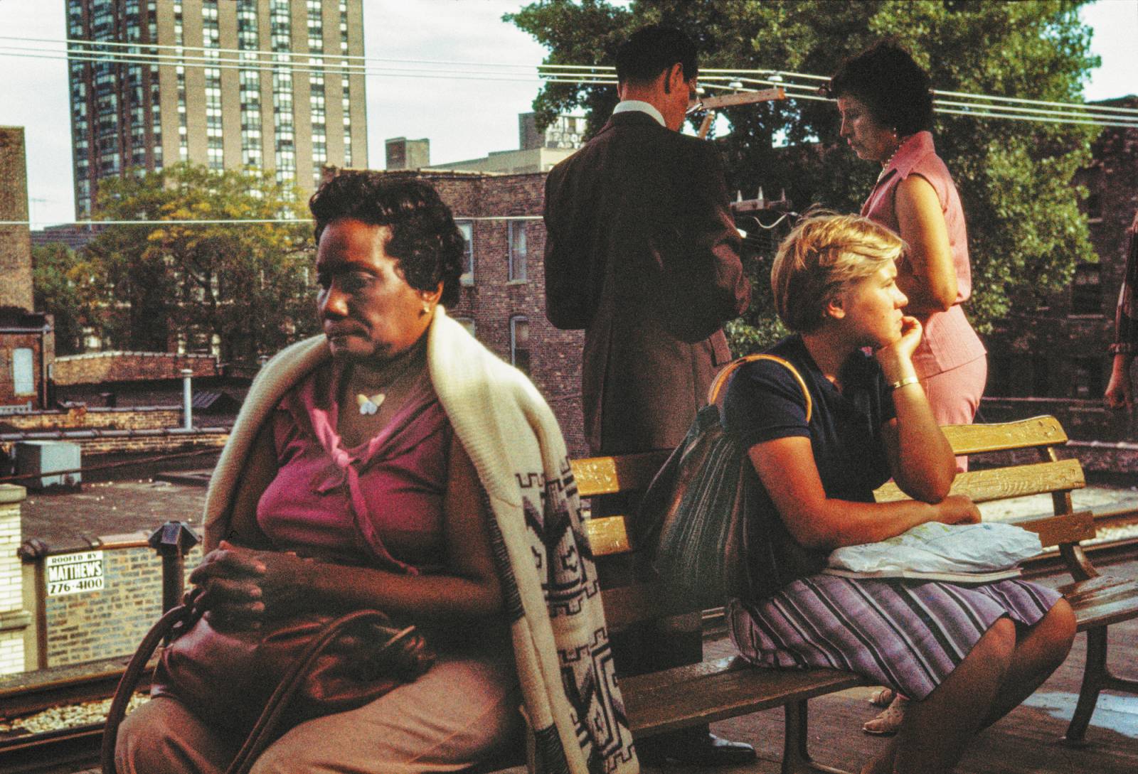Razem, lecz osobno, Chicago, 1977. (Fot. Vivian Maier)