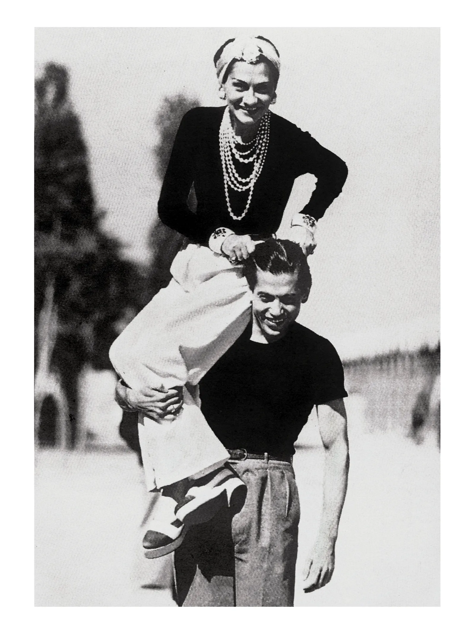 Gabrielle Chanel i Serge Lifar w 1937 roku (Fot. Jean Moral / Brigitte Moral / Dzięki uprzejmości Chanel)
