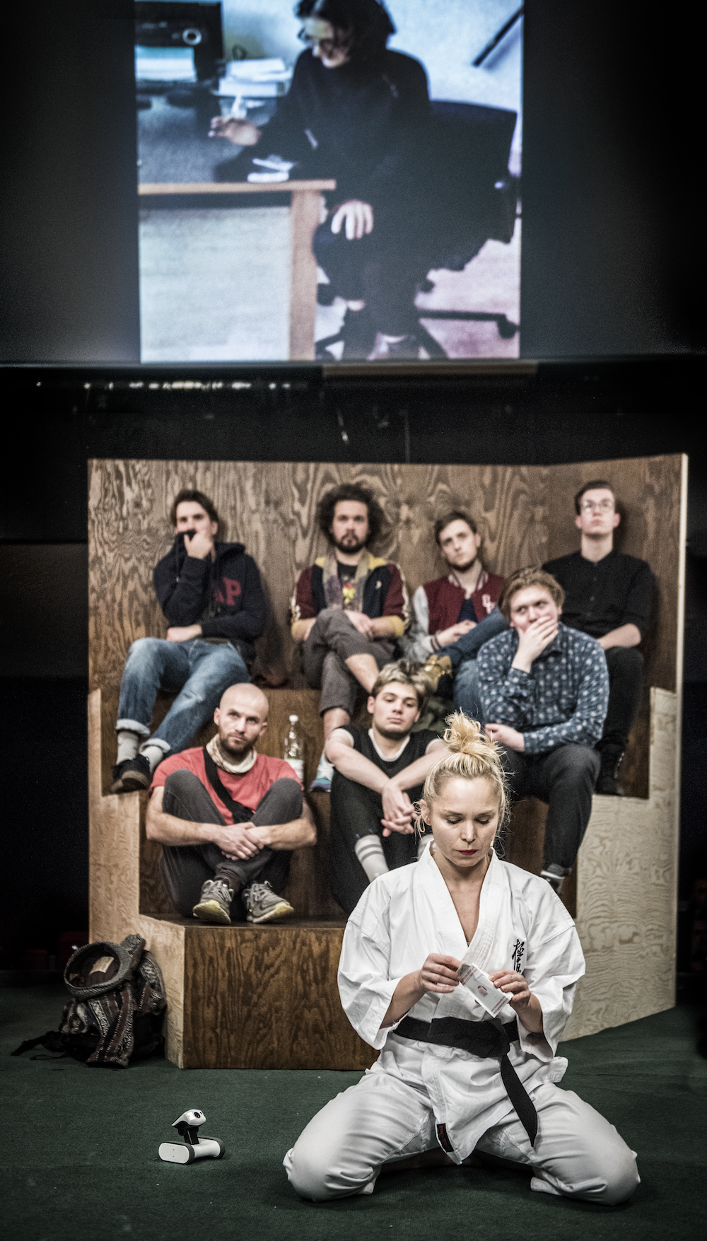 Fotos ze spektaklu „Bachantki” w Teatrze Powszechnym w Warszawie (Fot. Magda Hueckel)