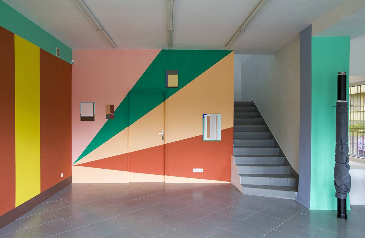 Pastelowy osiedlowy, 2017, widok wystawy, Galeria Monopol, Warszawa