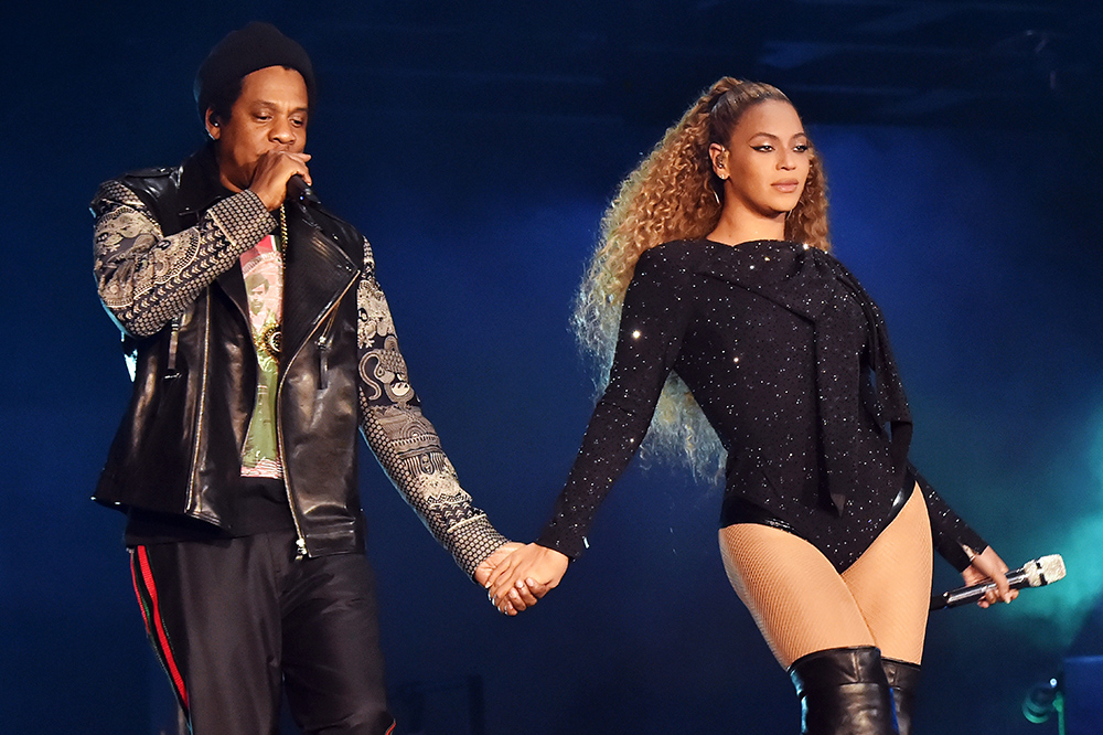 Beyoncé i Jay-Z podczas koncertu w ramach trasyOn the Run II w Cardiff (Fot. Kevin Mazur, Getty Images)