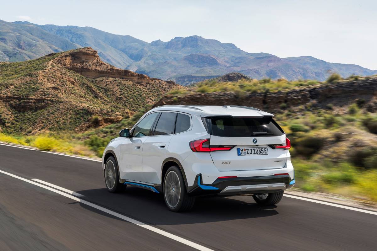 W pełni elektryczne BMW iX1: Elektryzująca radość z jazdy.