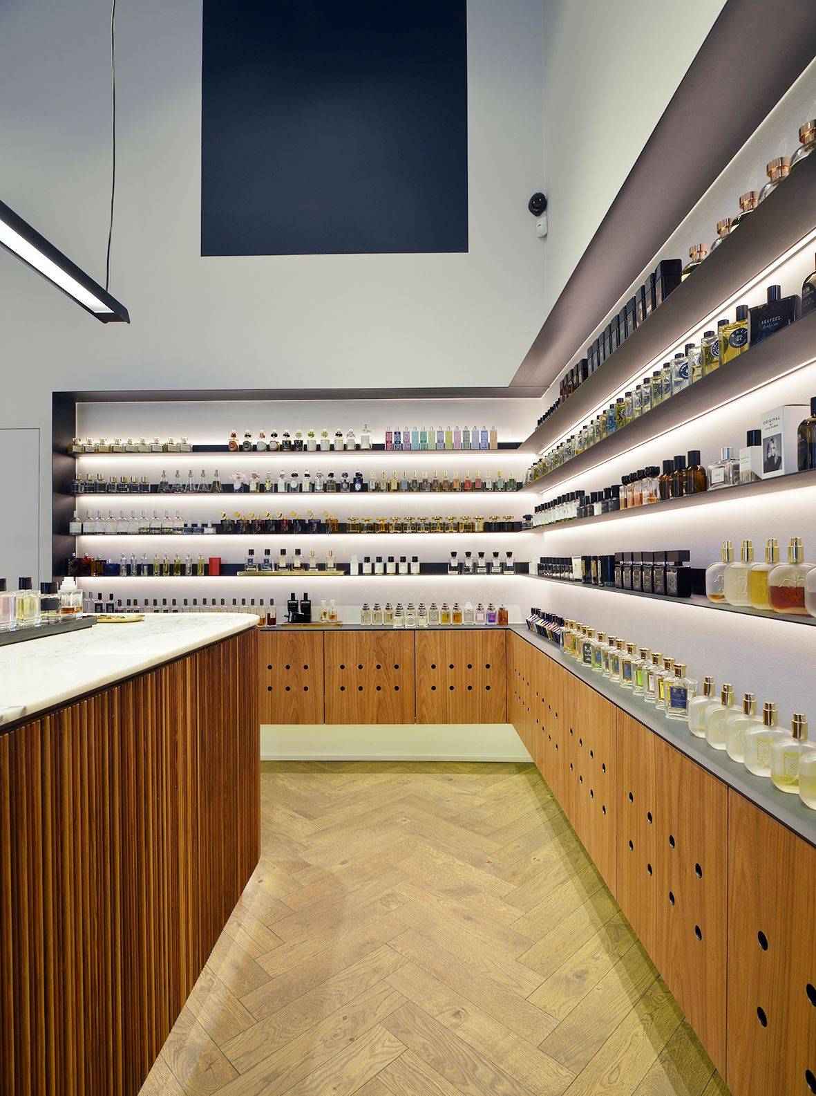Perfumy Les Bains Guerbois dostępne są wyłącznie w perfumeriach Galilu / Fot. Materiały prasowe