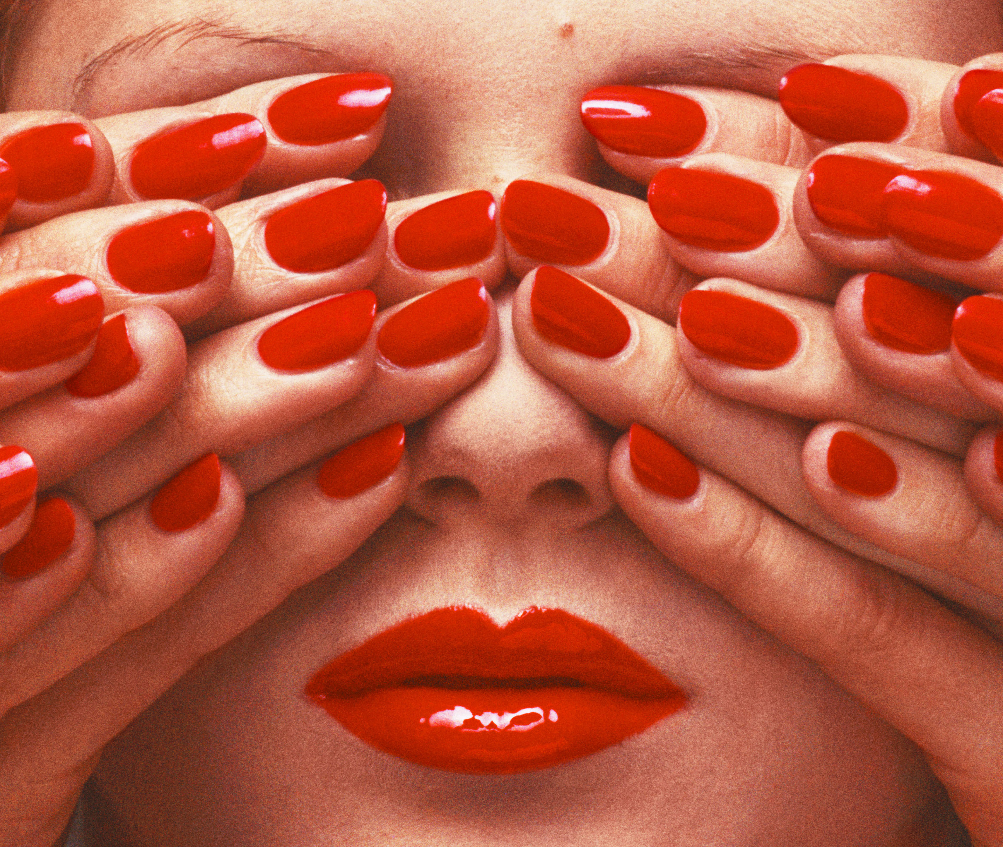 Vogue Paris, May 1970 (© 2023, The Guy Bourdin Estate)