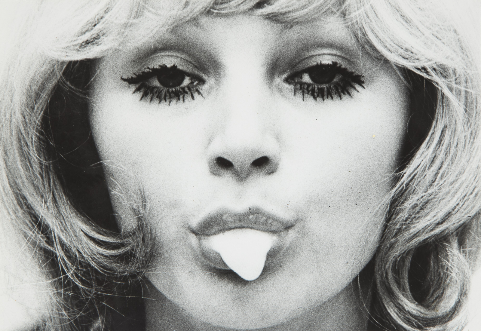 Natalia LL, Sztuka postkonsumpcyjna, 1975 Natalia LL