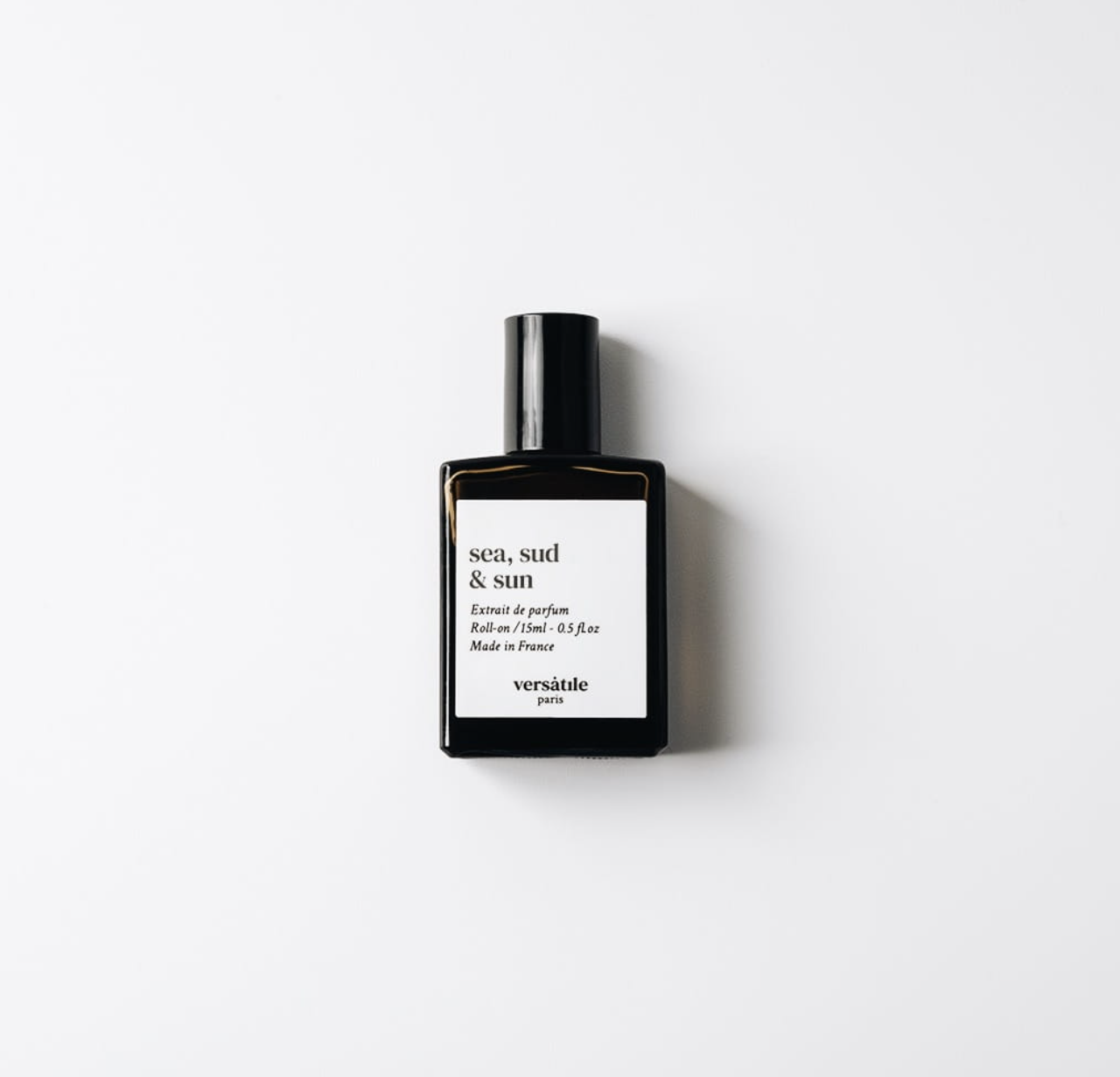 Perfumy w roll-onie Versatile Neo Neroli można znleźć w Raw Poznańska (Fot. Materiały prasowe)