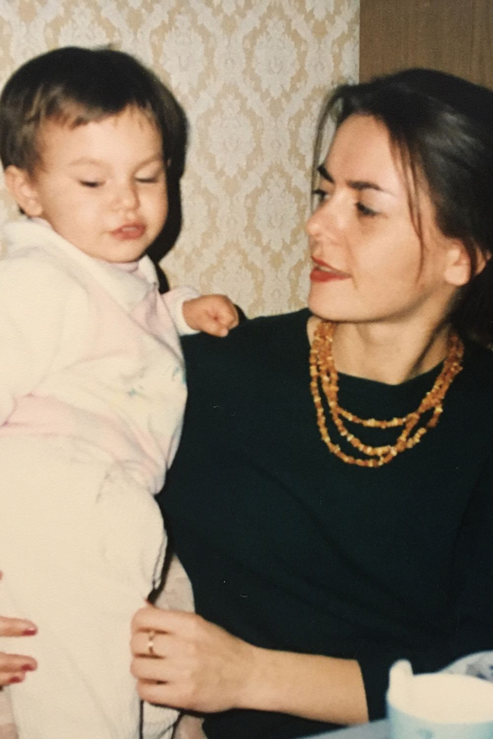 Graficzka „Vogue Polska” Stefania Kolanowska i jej mama. (Fot. archiwum prywatne)