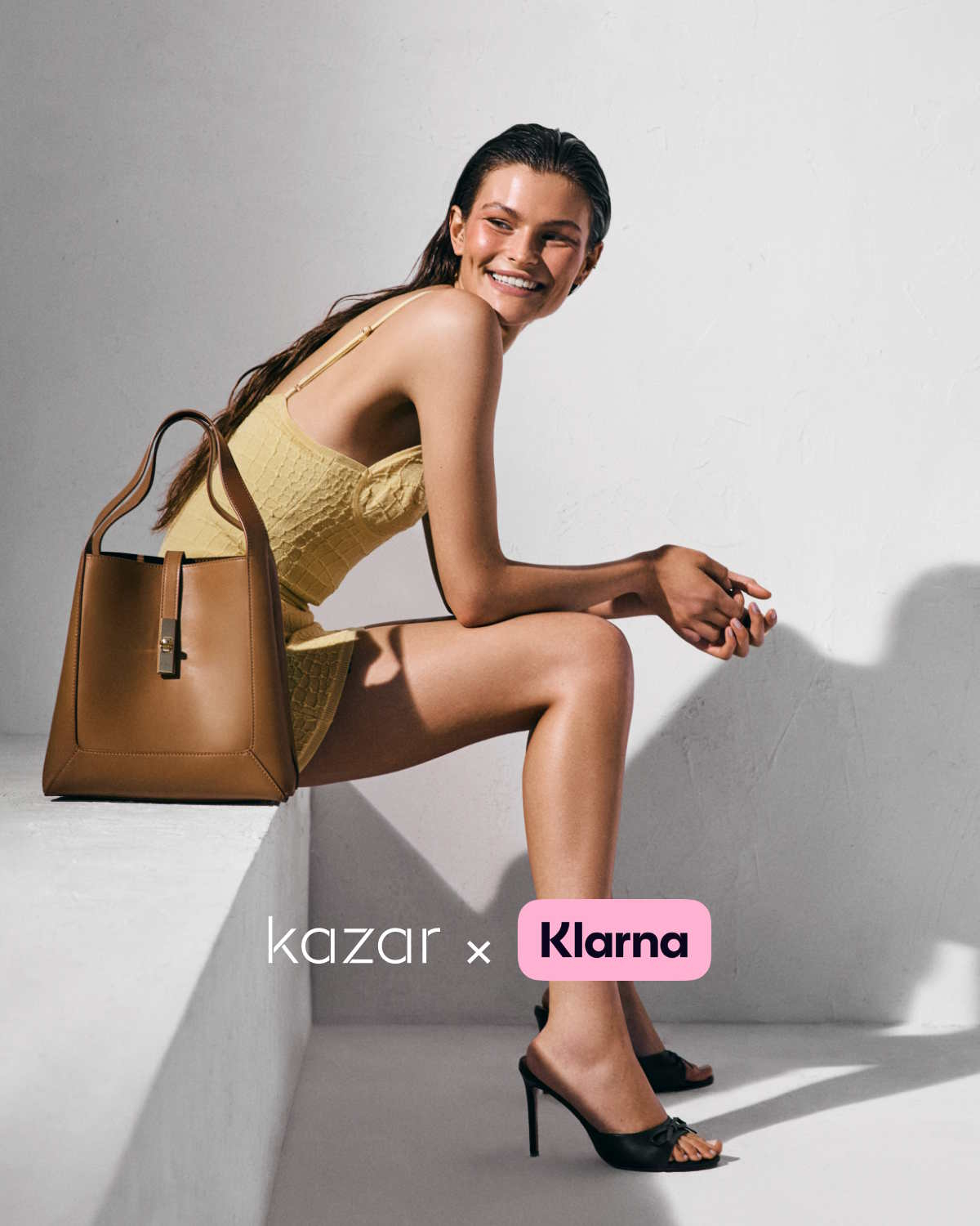 Plakat kampanii Kazar x Klarna.