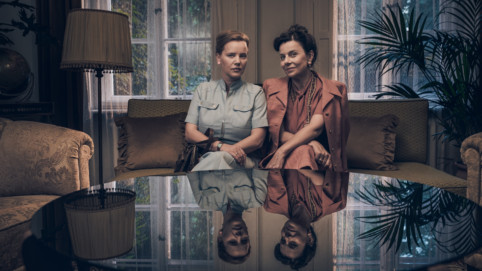 Joanna Kulig i Agata Kulesza w serialu „Ołowiane dzieci”. (Fot. materiały prasowe Netflix)
