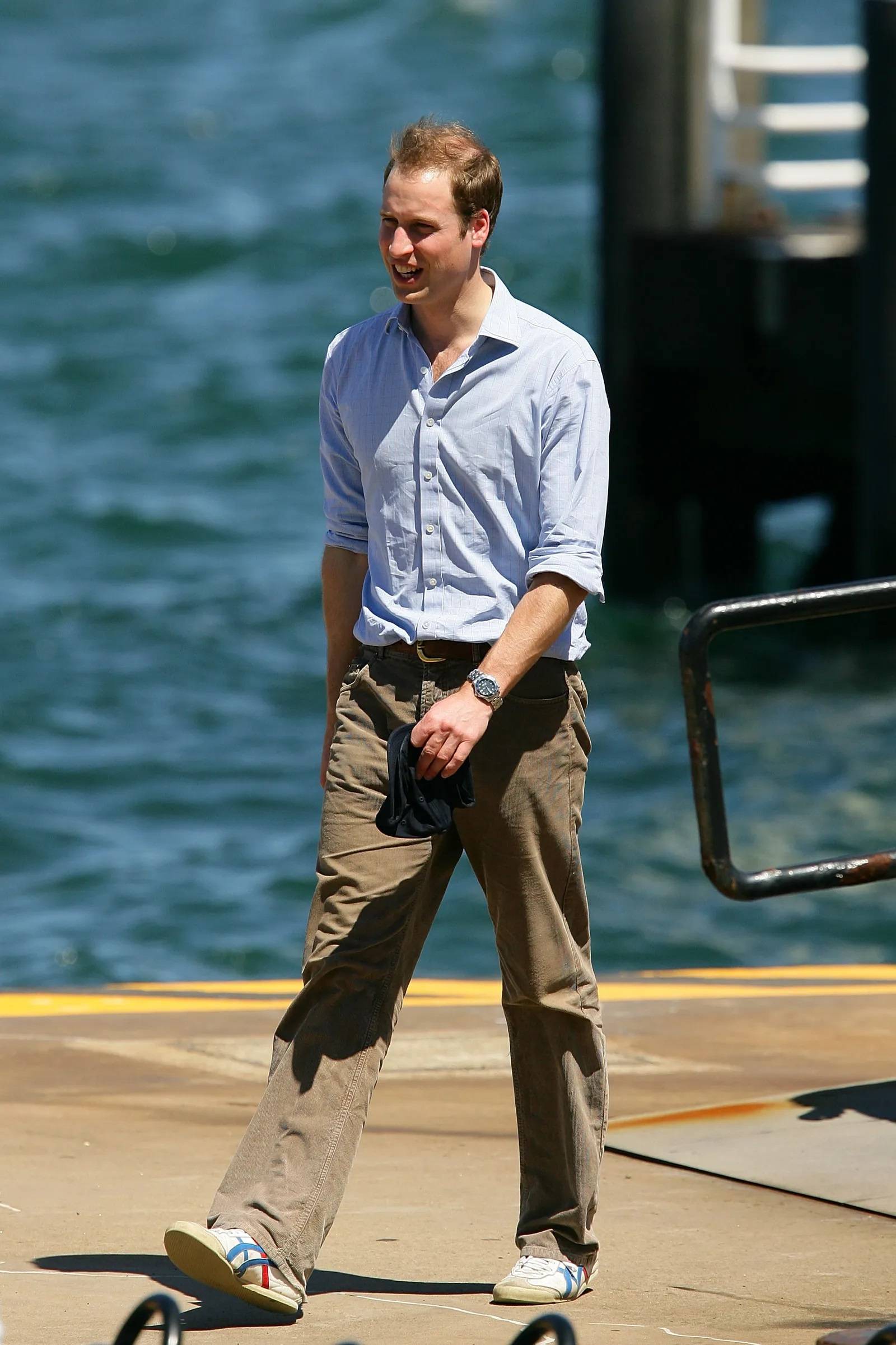 Książę William zabrał swoje sneakersy na wizytę w Australii w 2010 roku. Model Onitsuka Tiger przez lata był jego ulubionym (Fot. Matt King/Getty Images)