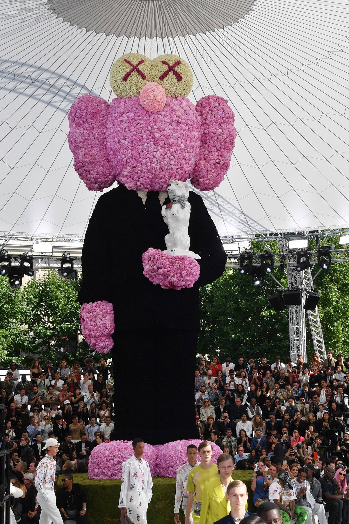 Dior Homme wiosna-lato 2019 ( Fot. Stephane Cardinale - Corbis/Corbis)