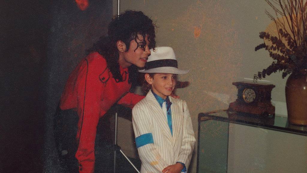 Michael Jackson z Wadem Robsonem (Fot. materiały prasowe HBO)