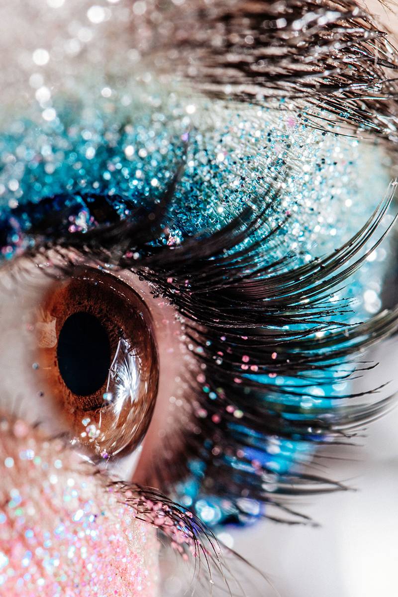 Od filtrów na Instagramie do e-makijażu (Fot. Getty Images)