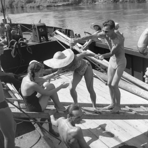 Lata 50., Międzynarodowy obóz studencki (Fot. Romuald Broniarek / Ośrodek KARTA)