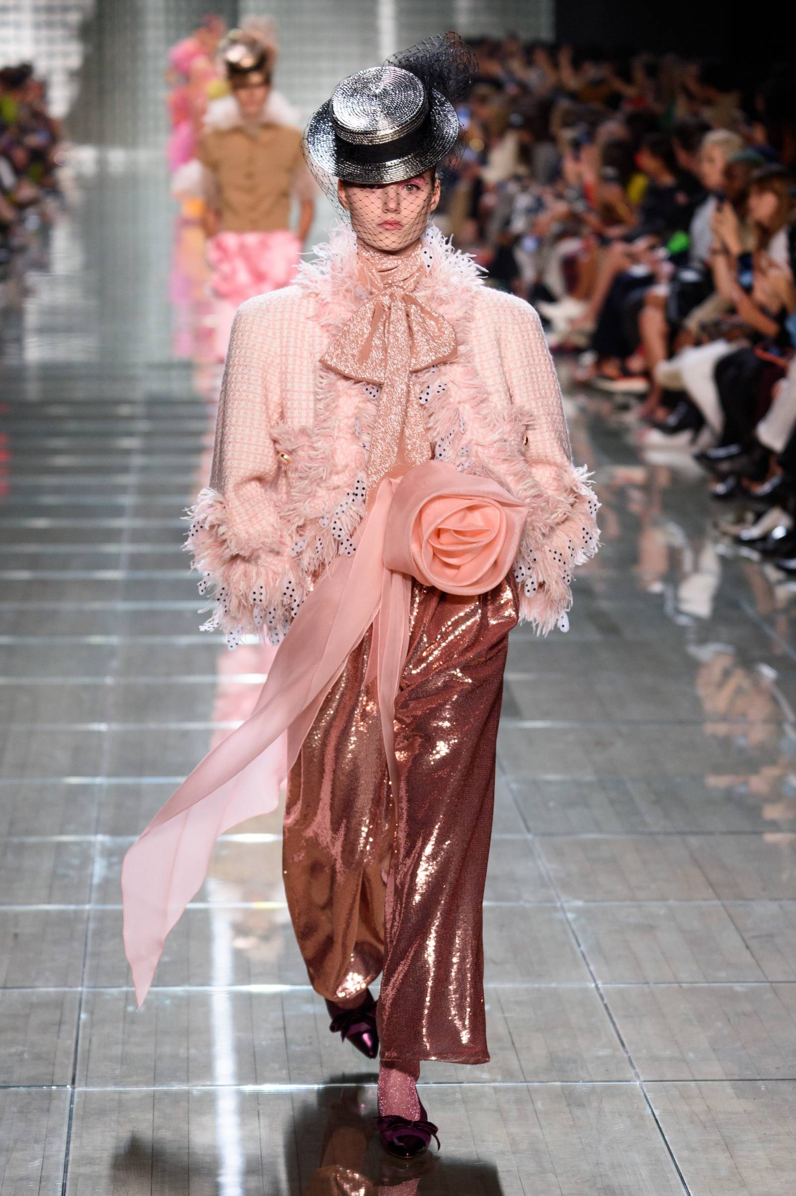 Różowy Marc Jacobs (Fot. Imaxtree)