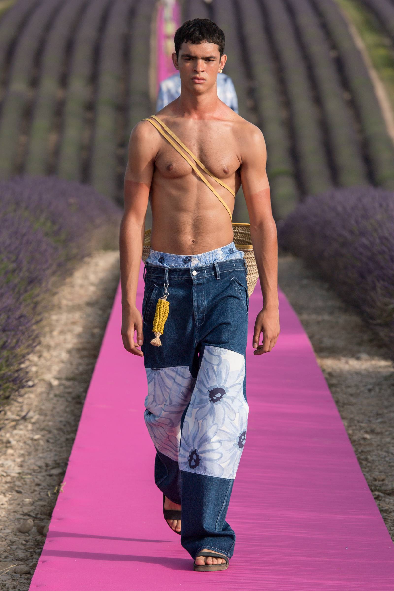 Jacquemus wiosna-lato 2020 (Fot. Spotlight. Launchmetrics / Agencja FREE)