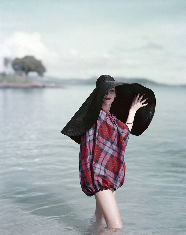 Vogue 1957 rok (Fot. Richard Rutledge/Condé Nast, Getty Images)